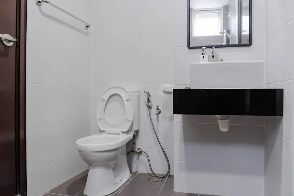 Ksl A 3R3B 1-5Pax #Daya#Austin#Ikea#Aeon Apartment Johor Bahru 0*,  Malaysia